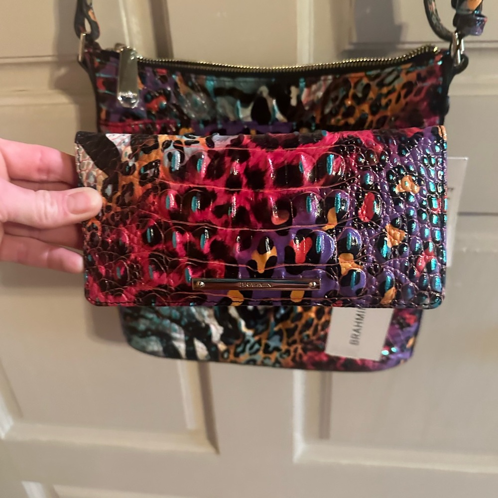 Brand new with tags Brahmin rare pink animal print messenger bag with wallet - Picture 3 of 13